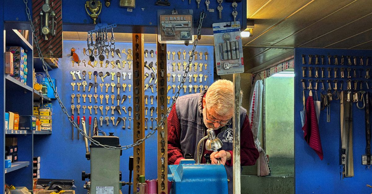 locksmith shop keys — Queens NY Locksmith